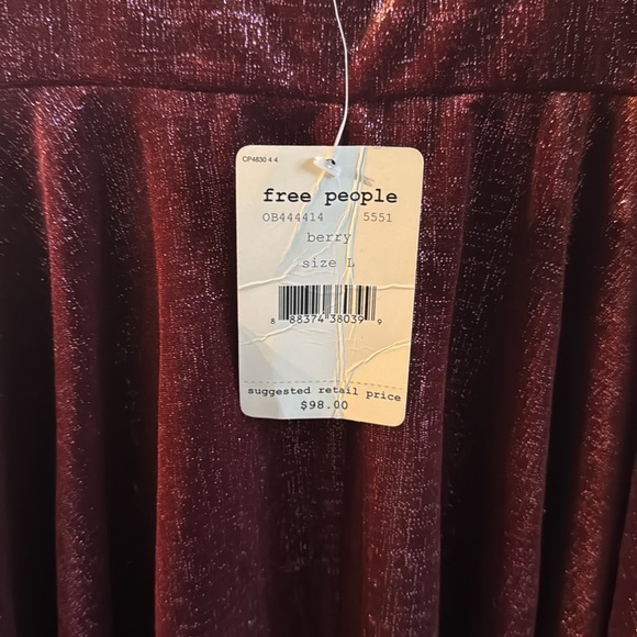 Burgundy, color, shimmering, sweetheart neckline velvet party dress - Picture 6 of 6